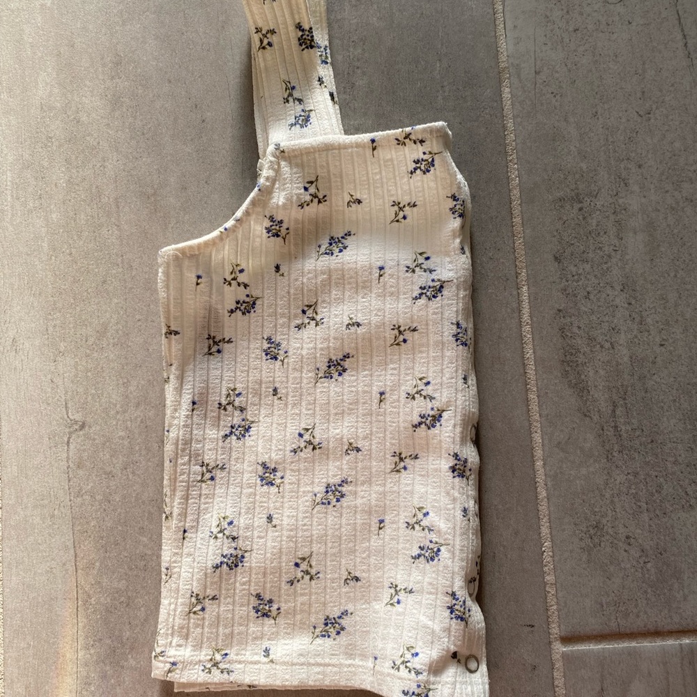 Cropped tank top - Picture 6 of 7